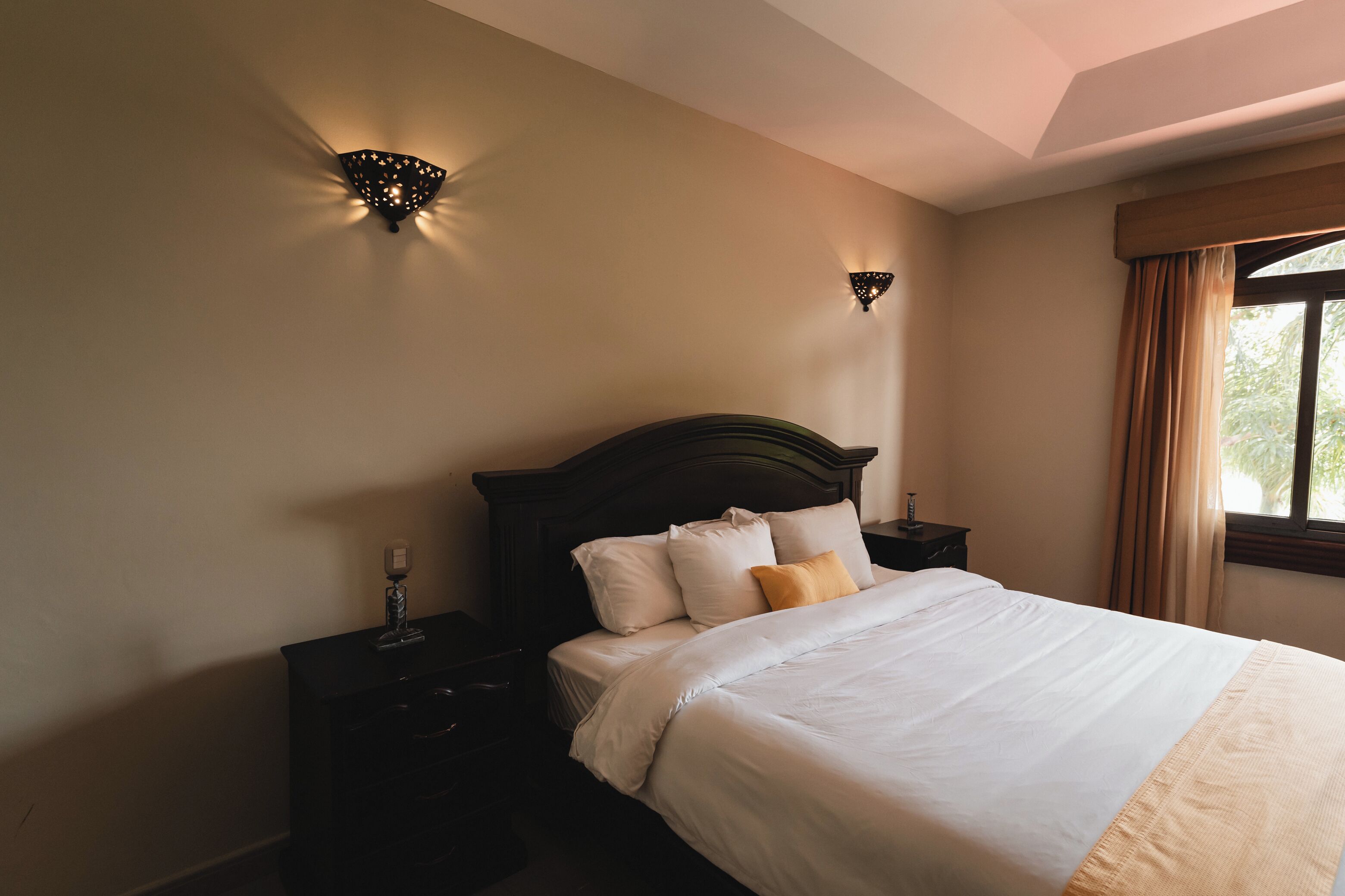 Presidential Suite, 3 Bedrooms, 2 Bathrooms, Lake View | Minibar, in-room safe, desk, iron/ironing board