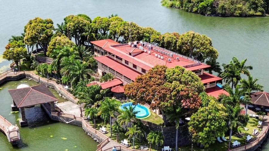 Hotel El Reith Lake Granada Nicaragua
