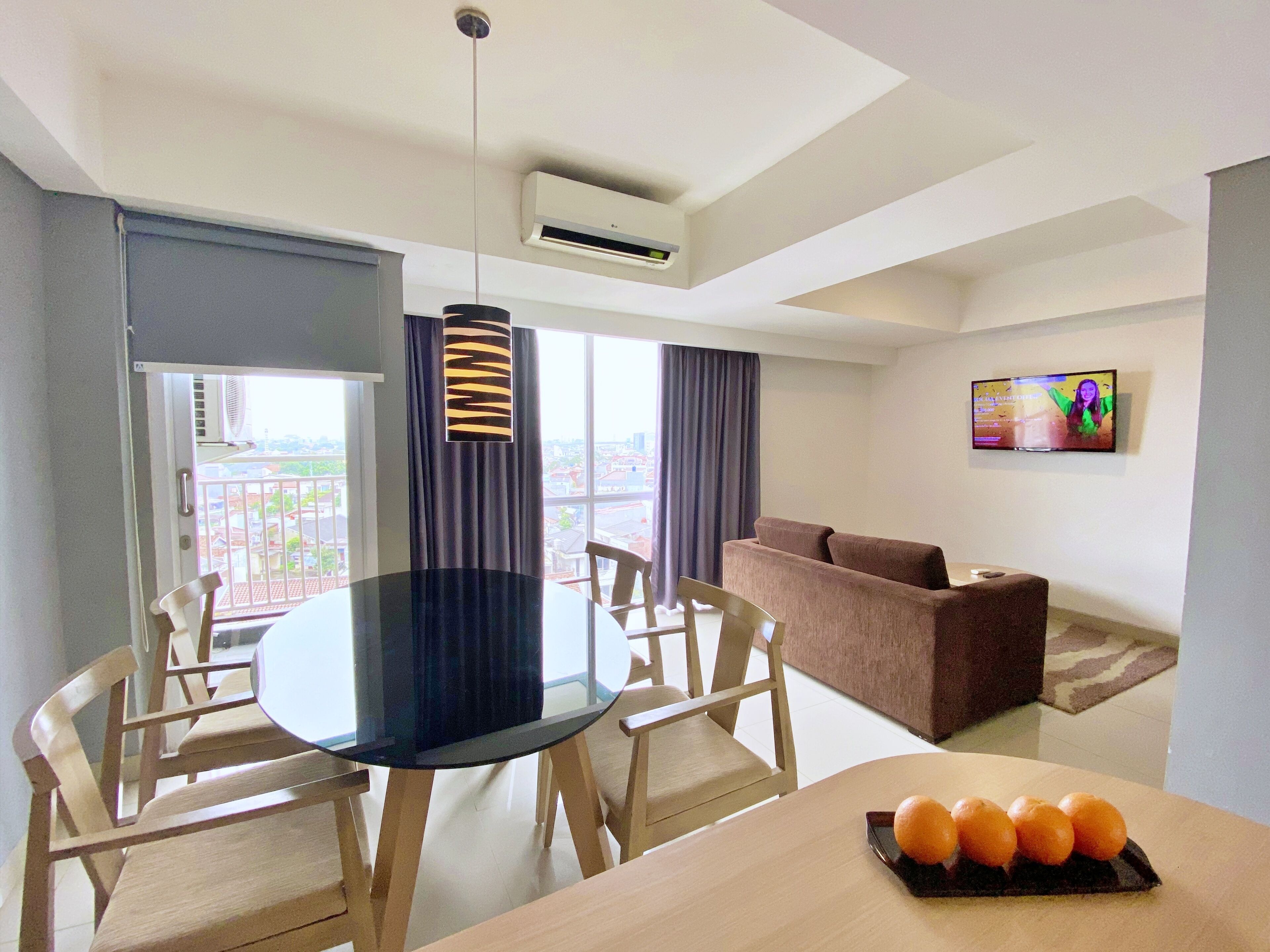 double room, 1 king bed | 1 bedroom, minibar, in-room safe, desk