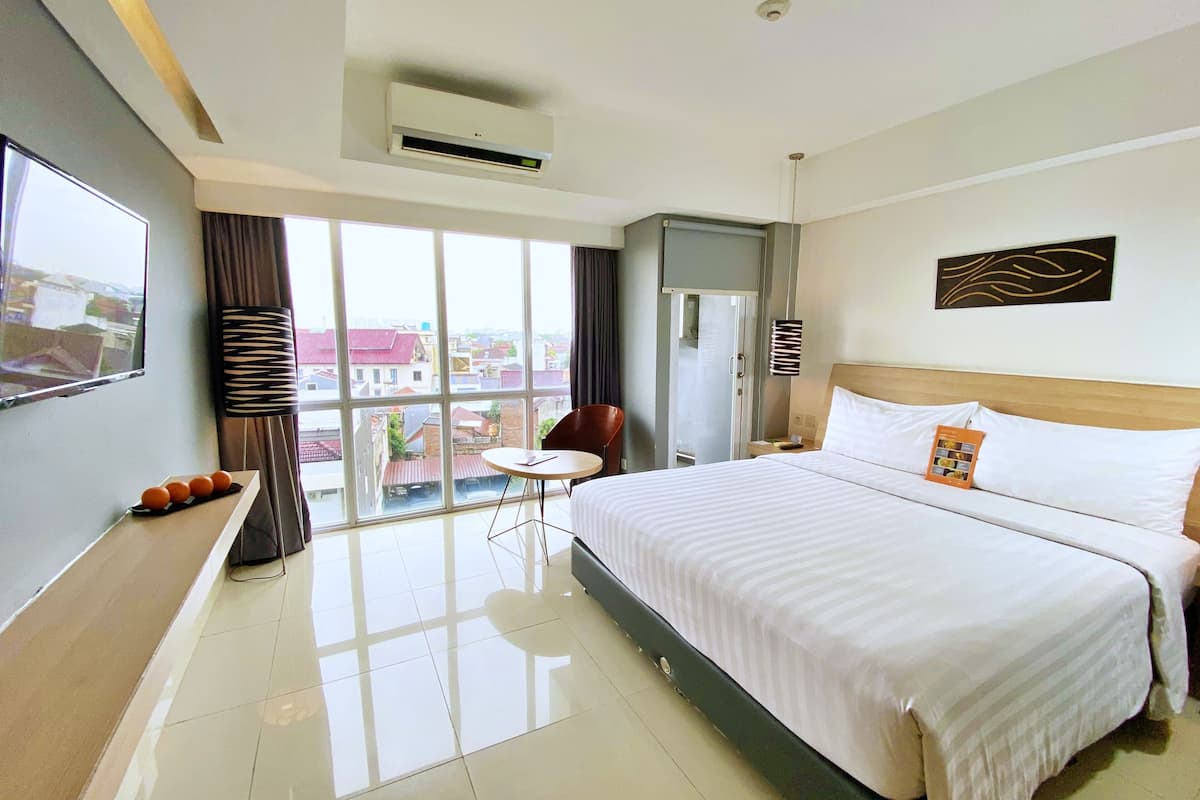 superior room, 1 double bed | 1 bedroom, minibar, in-room safe, desk