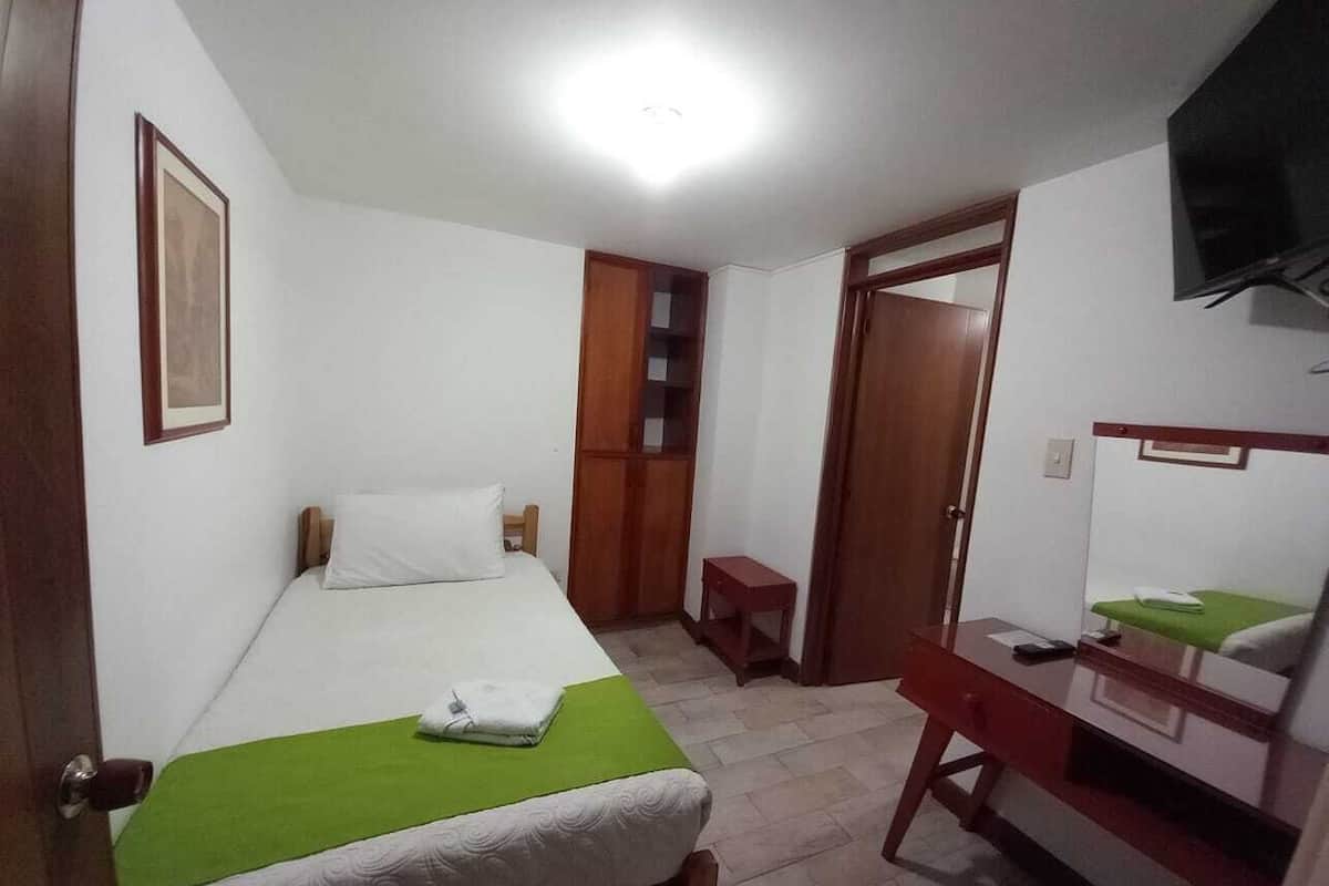 Basic Single Room, 1 Single Bed, Ensuite, Courtyard Area | Minibar, desk, blackout curtains, free WiFi