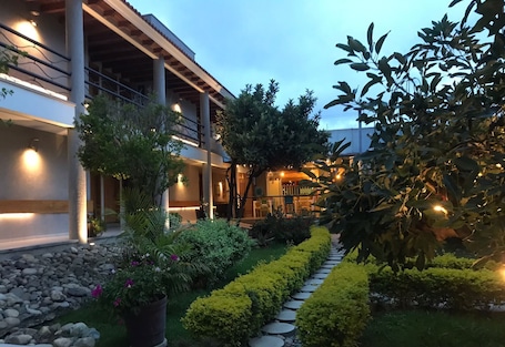 Fachada de la propiedad. Hotel Casa Caelum