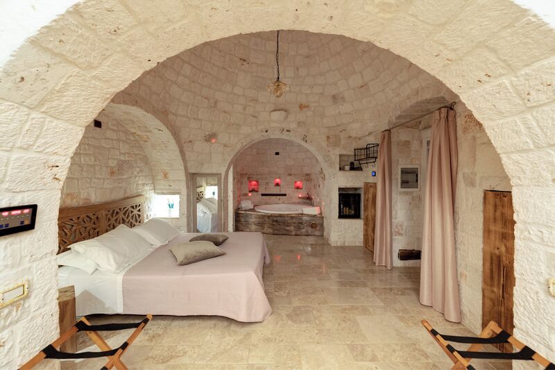 奢华套房, 桑拿浴 | 埃及棉床单、高档床上用品、记忆海绵床垫、迷你吧