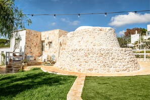 Exterior detail - La Terrazza sulla Rupe (Ostuni)