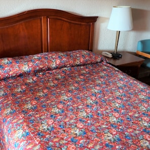 Standard Single Room, 1 Queen Bed