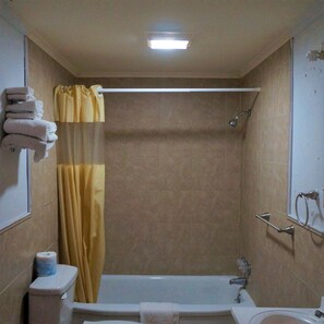Standard Room, 2 Queen Beds | Bathroom