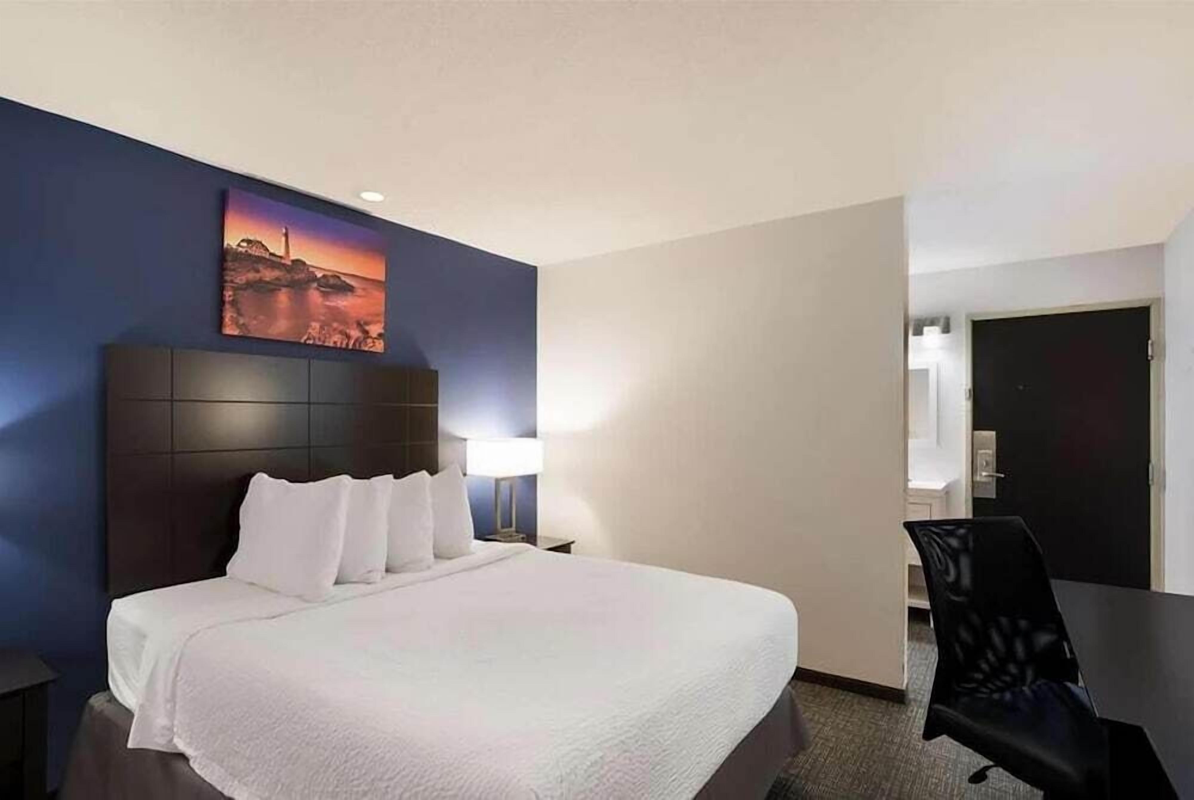 Pillow-top beds, desk, laptop workspace, iron/ironing board