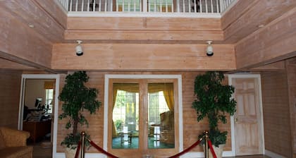 The Rukmapura Park Hotel