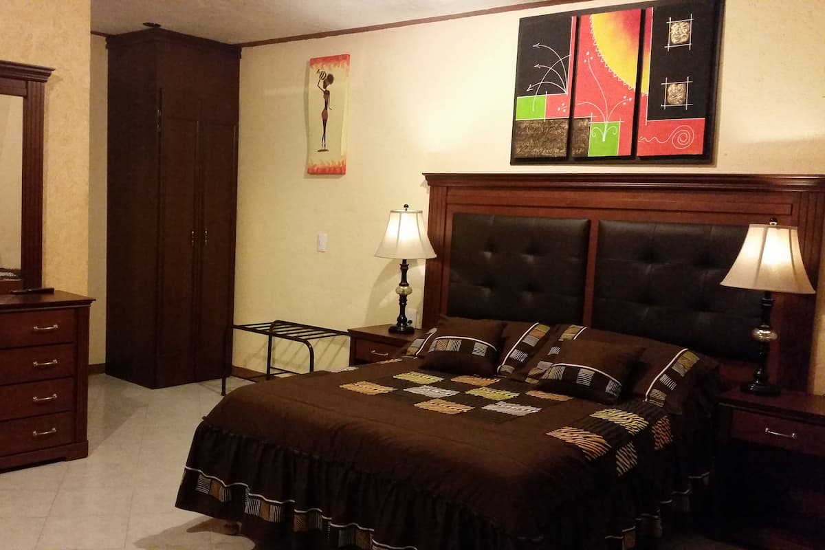 Rollaway beds, free WiFi, bed sheets