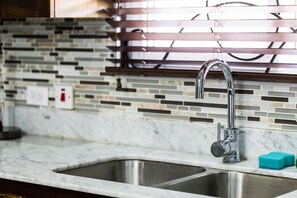 Private kitchen - New Kingston Apartment at The Palms (Kingston)