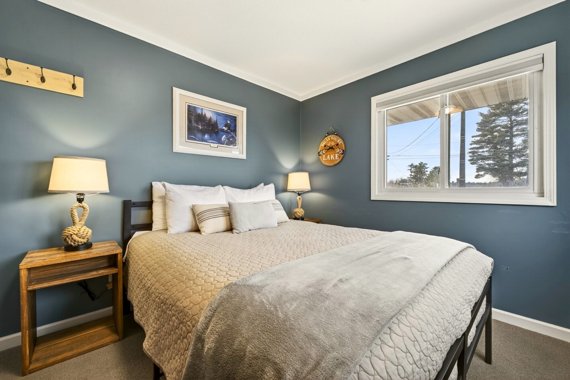 Suite, 2 Bedrooms, Kitchen, Lake View