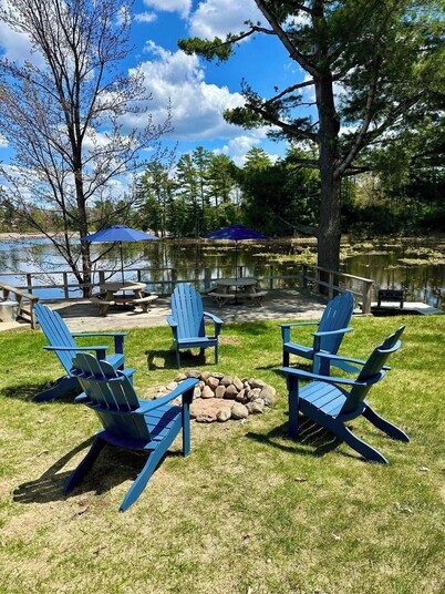 Aqua Aire Inn & Suites