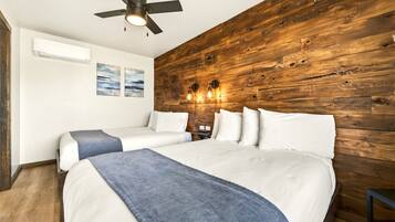 Comfort-Zimmer, 2 Doppelbetten | Allergikerbettwaren, kostenloses WLAN, Bettwäsche