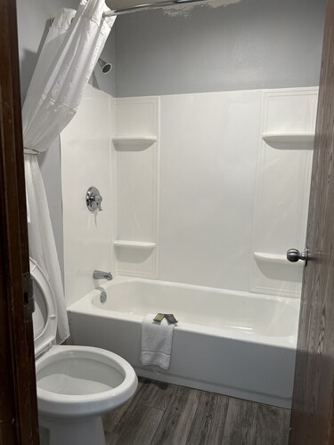 Executive Inn