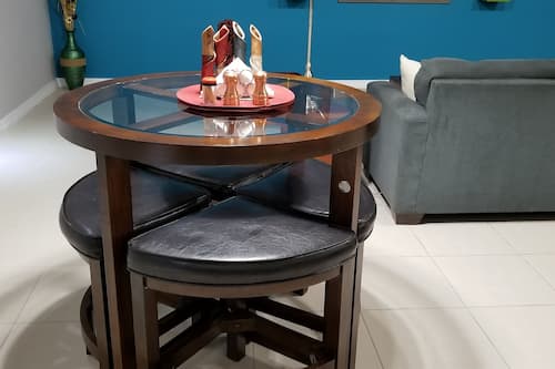 Executive Apartment, 1 Bedroom, Kitchen, Corner | In-room dining