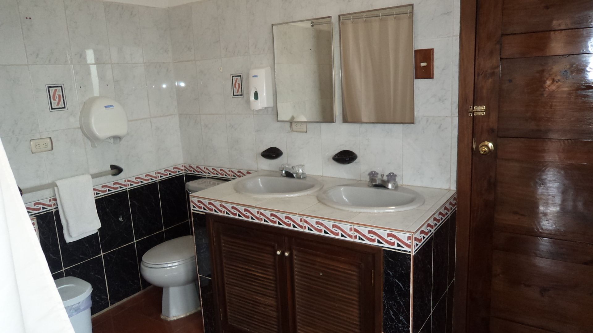 comfort double room, terrace, mountain view | bathroom | free toiletries, hair dryer, towels