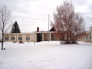 Exterior - UFS Lodge (Underwood)