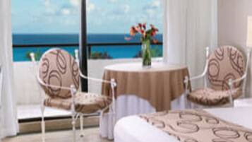 Grand Ocean View Room, hasta 2 niños comen y se hospedan gratis | View from room