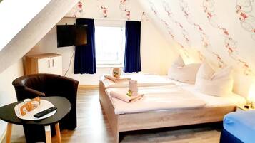 Iron/ironing board, free WiFi, bed sheets, wheelchair access