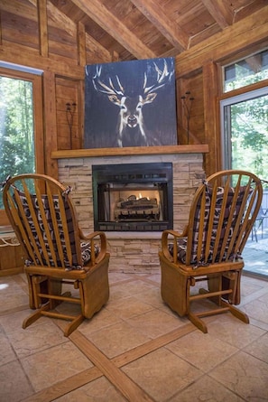 Fireplace - Brook Trout Inn (Sapphire)