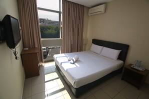 Einzelzimmer | Schreibtisch, Bügeleisen/Bügelbrett, kostenloses WLAN