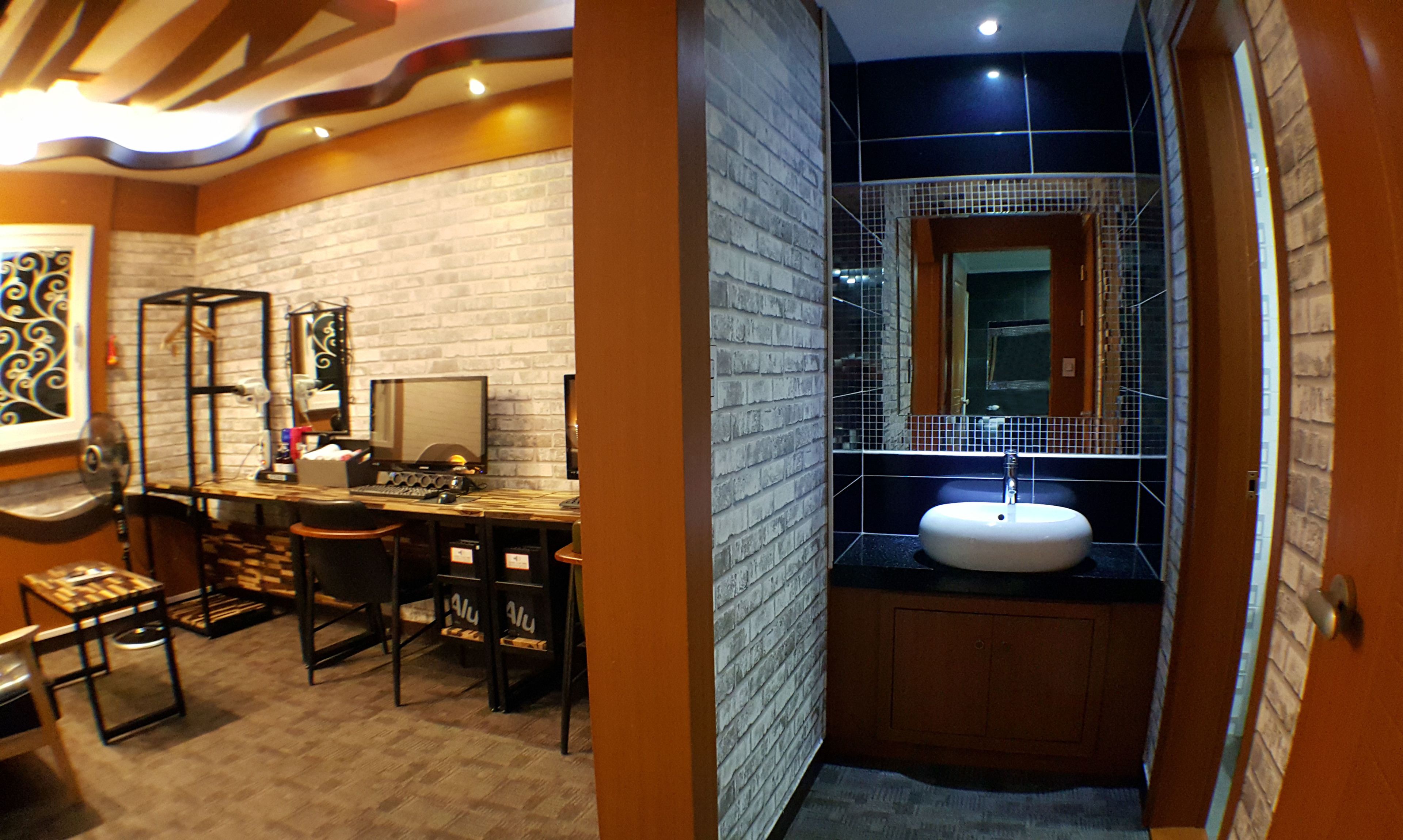 deluxe double room | free wifi