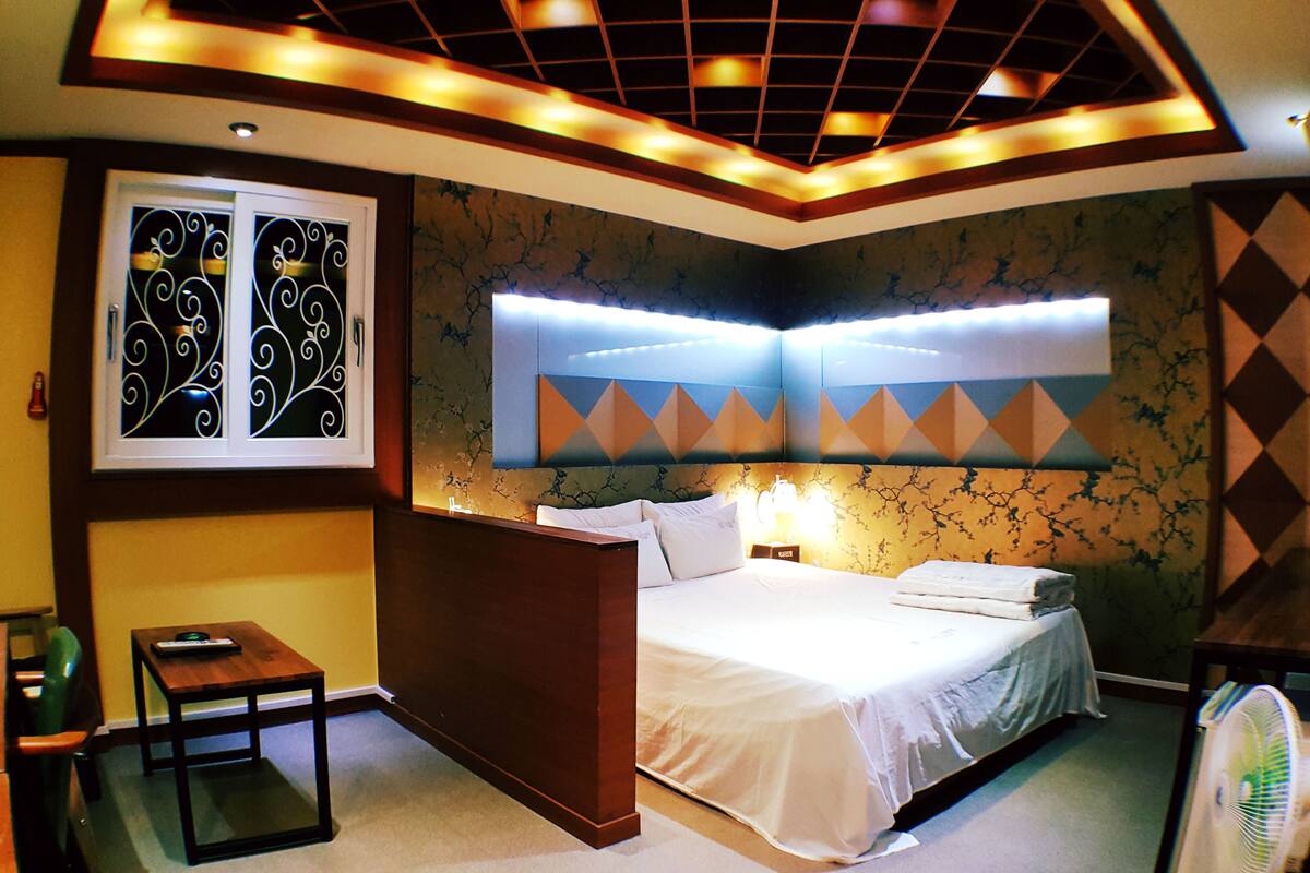 standard double room | free wifi