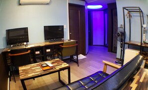 Superior Double Room | Room amenity - Hotel Luxury (Busan)