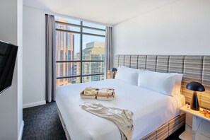 Suite, 1 habitación (Harbour) | Ropa de cama de alta calidad, caja fuerte, escritorio