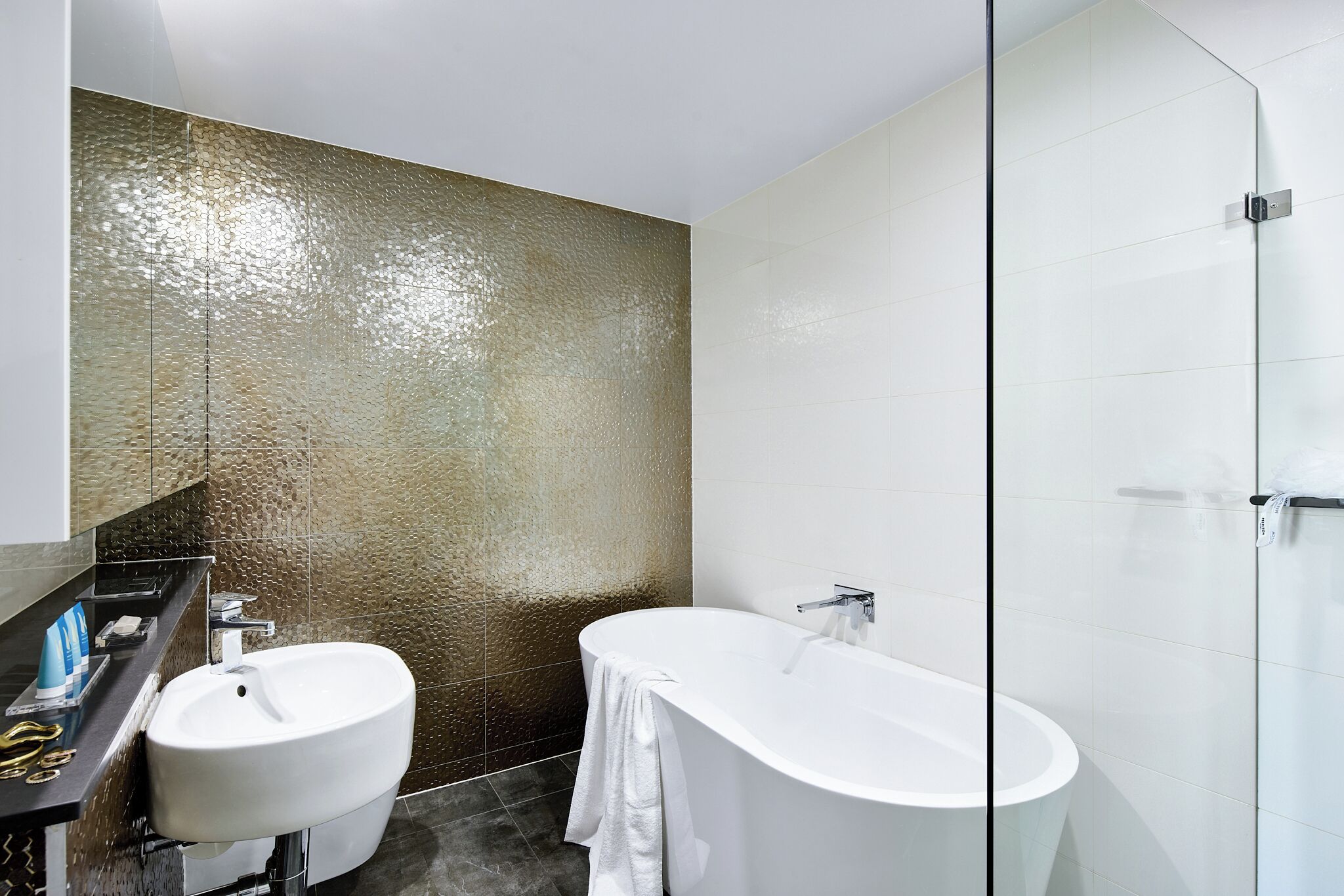 Luxury-Suite, 2 Schlafzimmer, Balkon | Badezimmer