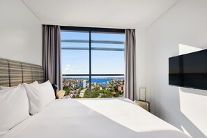 Luksus-suite - 2 soveværelser - balkon | Premium-sengetøj, pengeskab på værelset, skrivebord