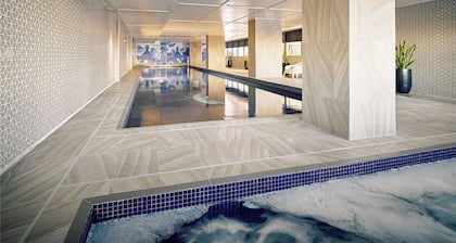 Meriton Suites North Sydney