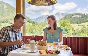 Dining - Alpenhotel Oberstdorf (Oberstdorf)