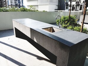 Área de parrillas y picnic