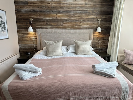 Deluxe Double Room, Ensuite