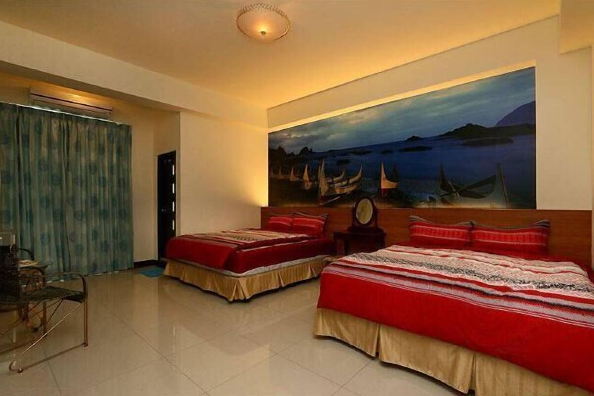 Desk, blackout curtains, rollaway beds, free WiFi