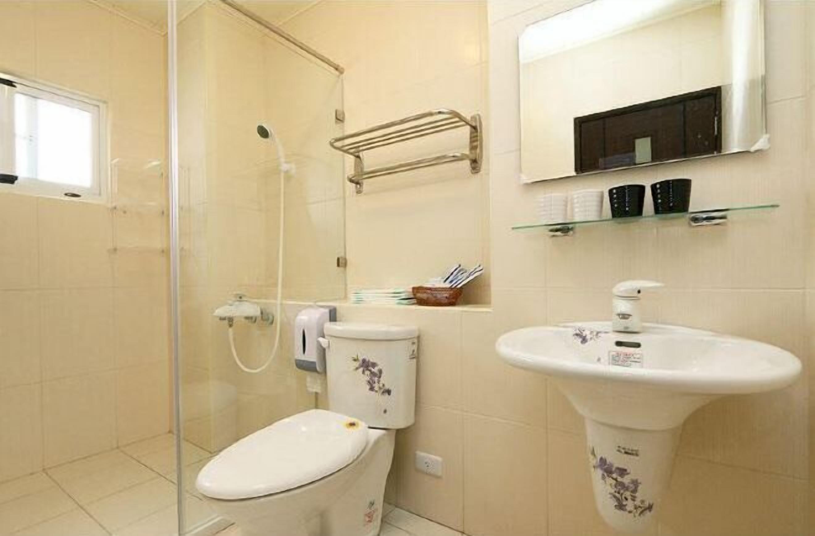 Desk, blackout drapes, rollaway beds, free WiFi