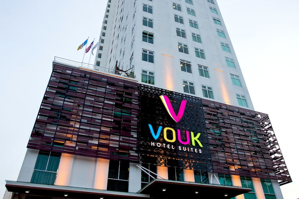 Vouk Hotel Suites