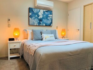 In-room safe, soundproofing, iron/ironing board, free WiFi - Colombo Lodge Christchurch (Christchurch)