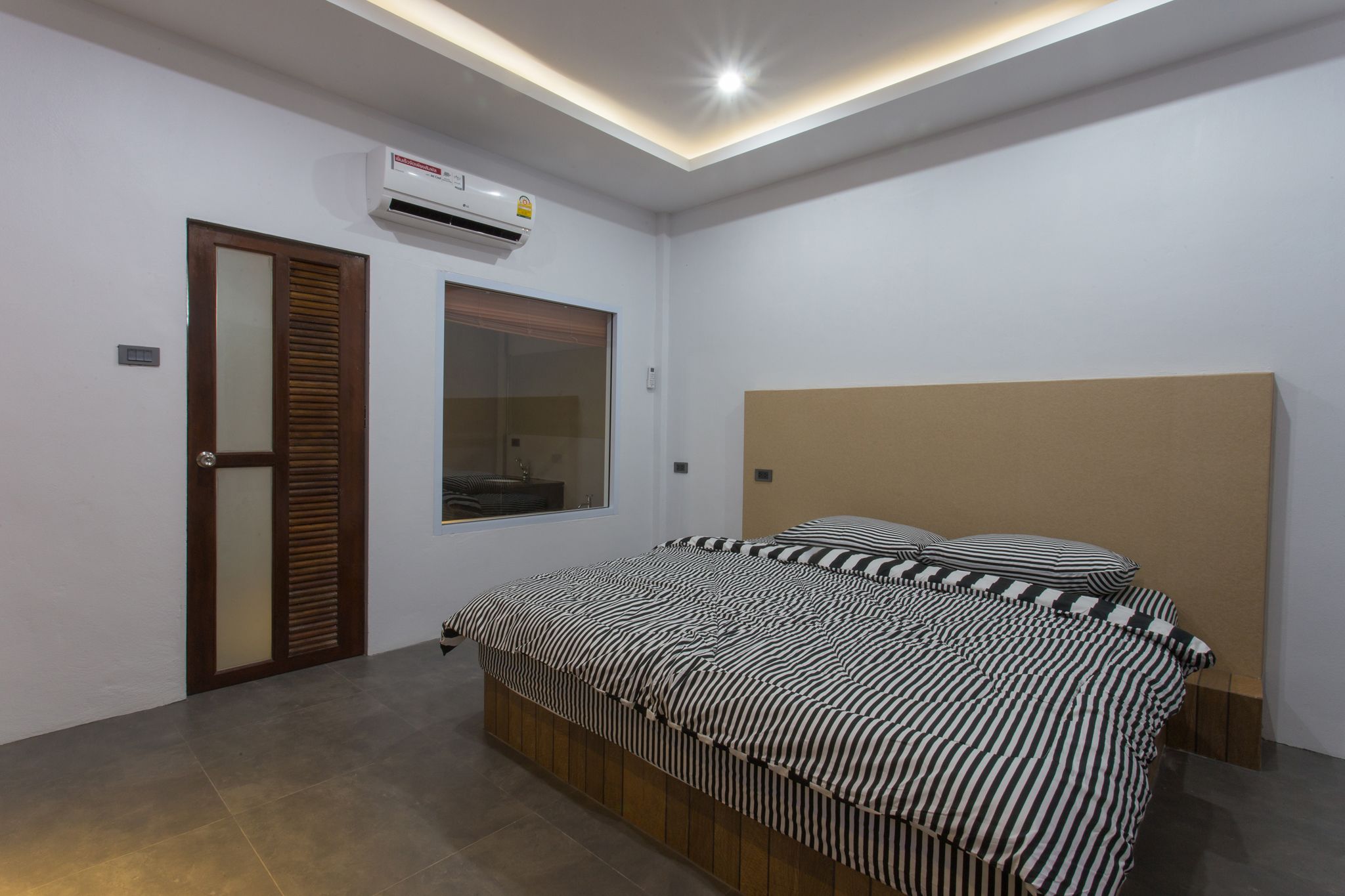 Bureau, Wi-Fi gratuit