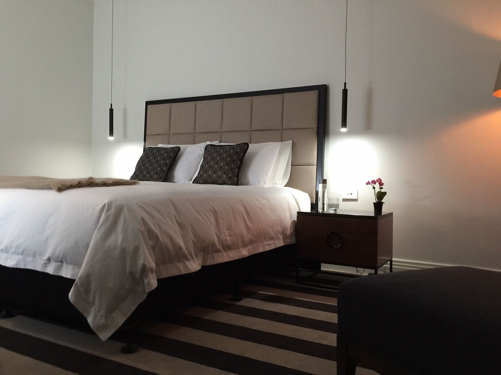 king room | 1 bedroom, premium bedding, minibar, desk