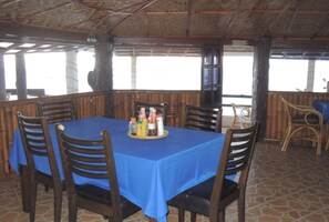 Restaurant - Love S Beach And Dive Resort (Moalboal)