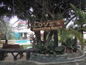 Exterior detail - Love's Beach and Dive Resort (Moalboal)