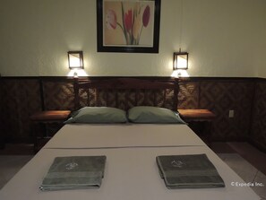 Superior Room | In-room safe, free WiFi - Love's Beach and Dive Resort (Moalboal)