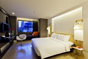 Superior Room | In-room safe, desk, blackout drapes, free WiFi