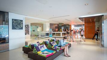 Sittområde i lobbyn