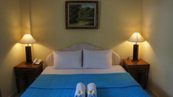 In-room safe, desk, WiFi (free), bed sheets