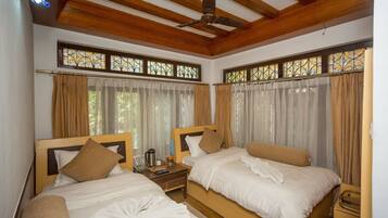 1 bedroom, Egyptian cotton sheets, premium bedding