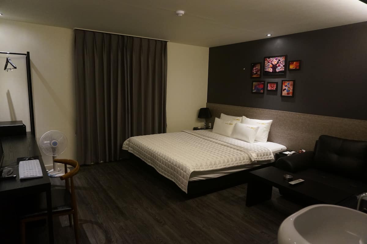 Deluxe Double Room | In-room safe, soundproofing, free WiFi, bed sheets