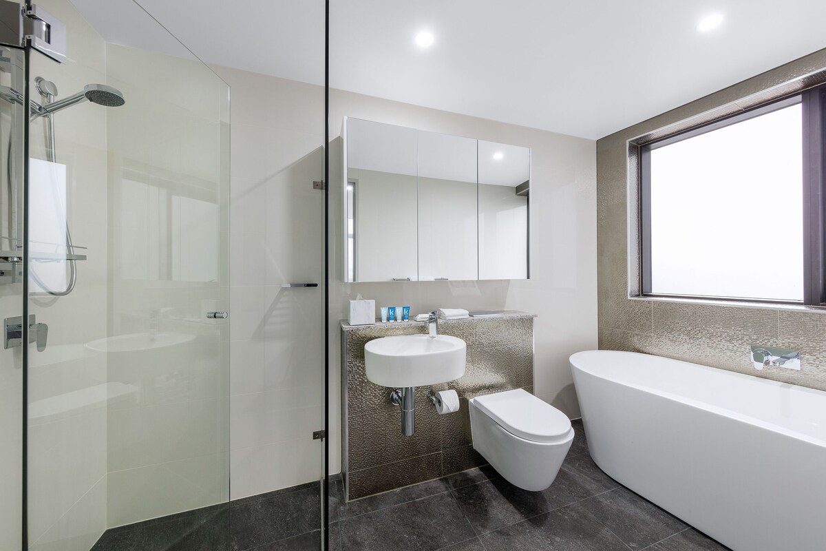 Meriton Suites Church Street, Parramatta